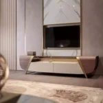 طاولة تلفاز من تصميم ملكي