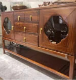 طاولة بوفيه خشب بتصميم عتيق